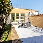 { White Garden } -Comfort, Parking & Wi-Fi-